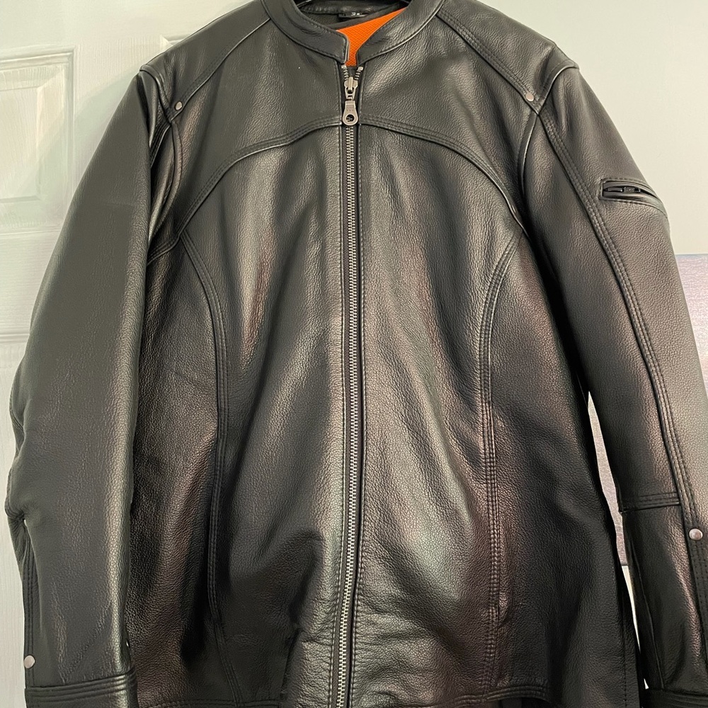 Leather Women’s motorcycle jacket